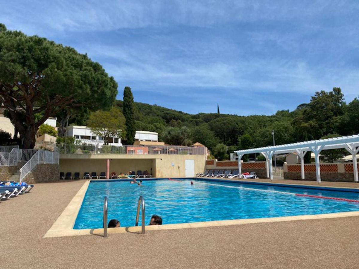 Lovely And Friendly Mobile Home In Gassin France Exteriér fotografie